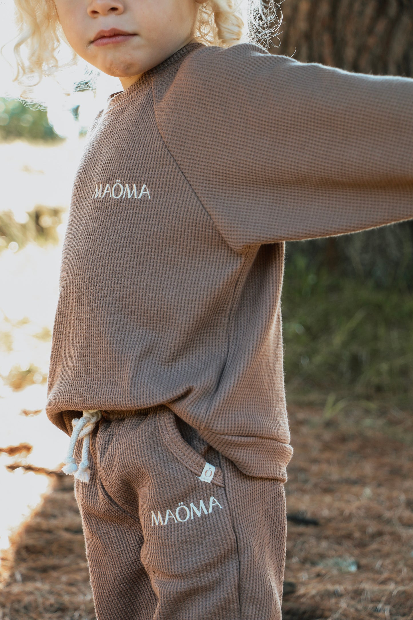 Ensemble gaufré à 2 pièces manches longues pour enfant - Marron